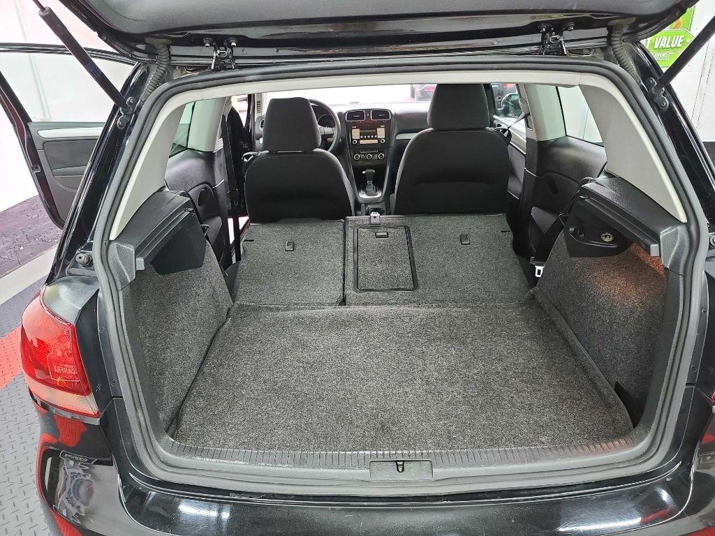 Volkswagen Golf  2010