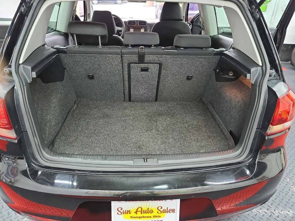 Volkswagen Golf  2010
