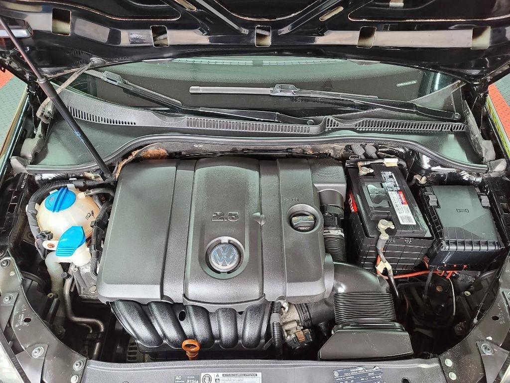 Volkswagen Golf  2010