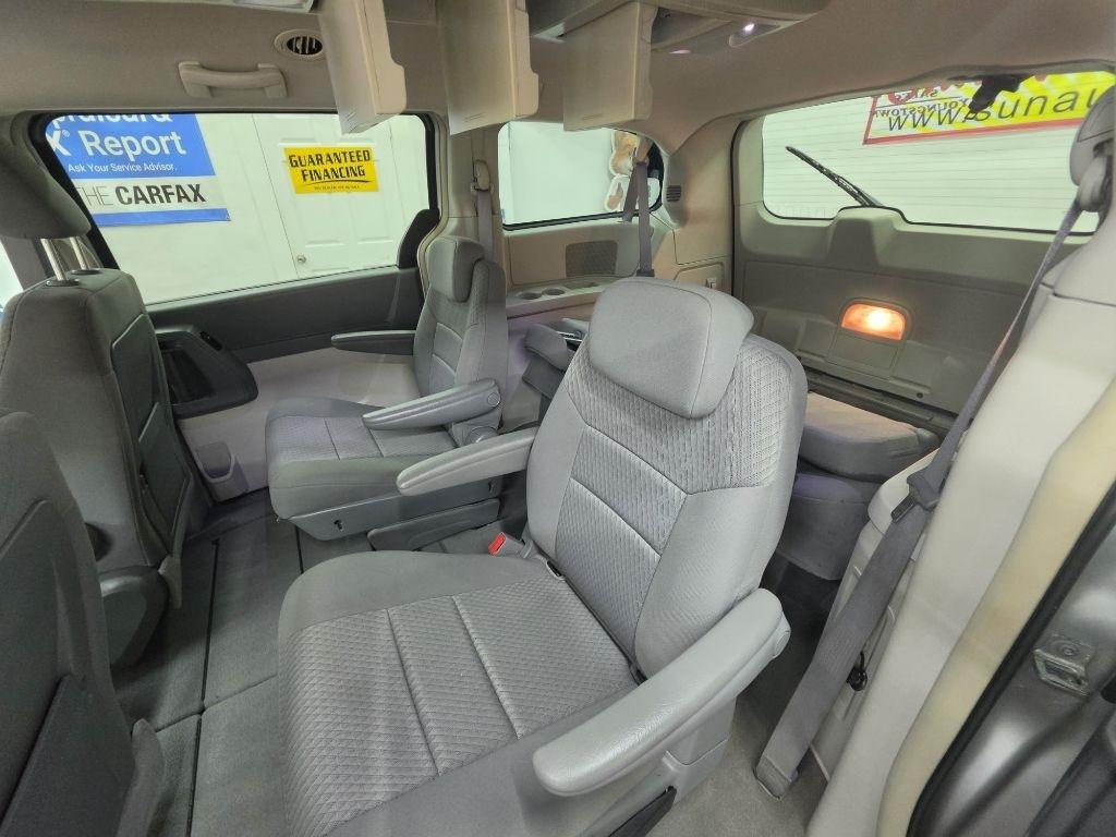 Chrysler Town & Country  2008