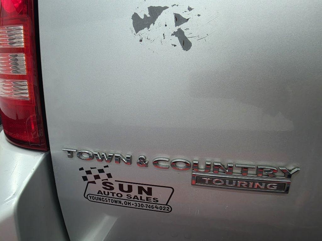 Chrysler Town & Country  2008