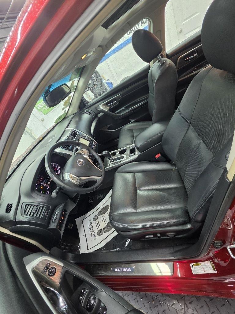 Nissan Altima  2013