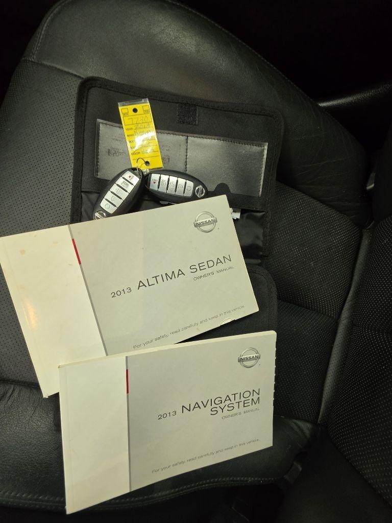 Nissan Altima  2013