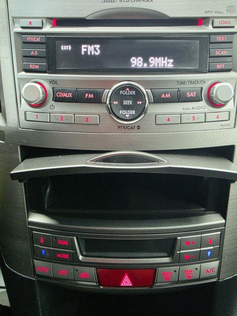 Subaru Outback  2010