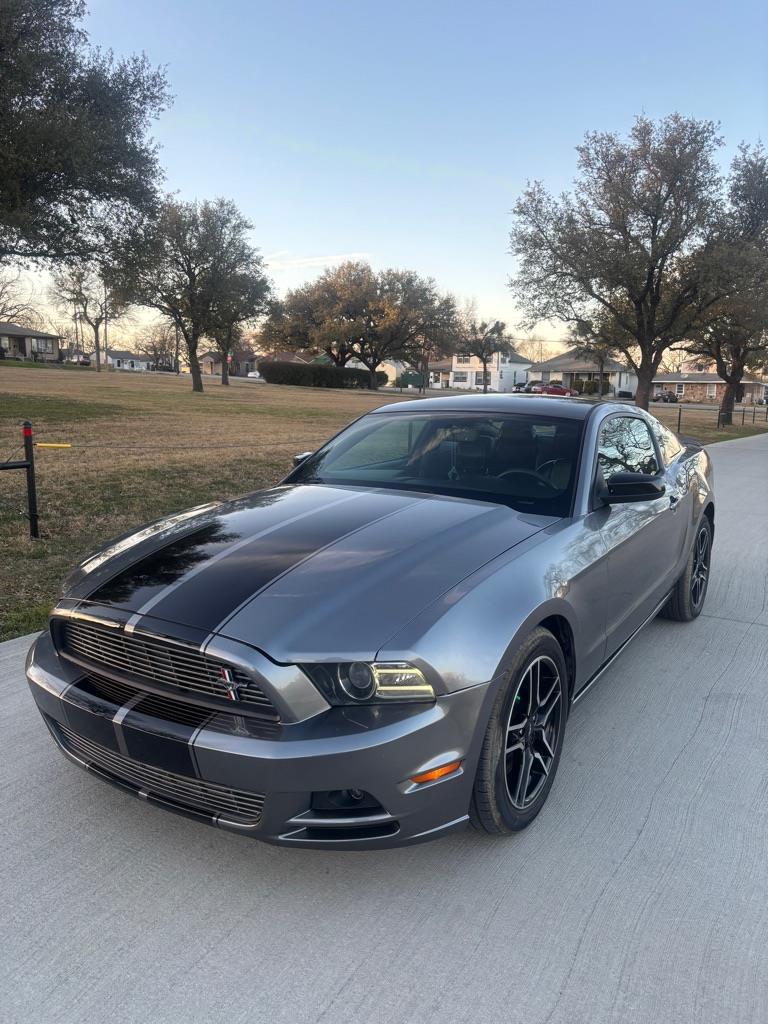 2014 Ford Mustang V6 Coupe