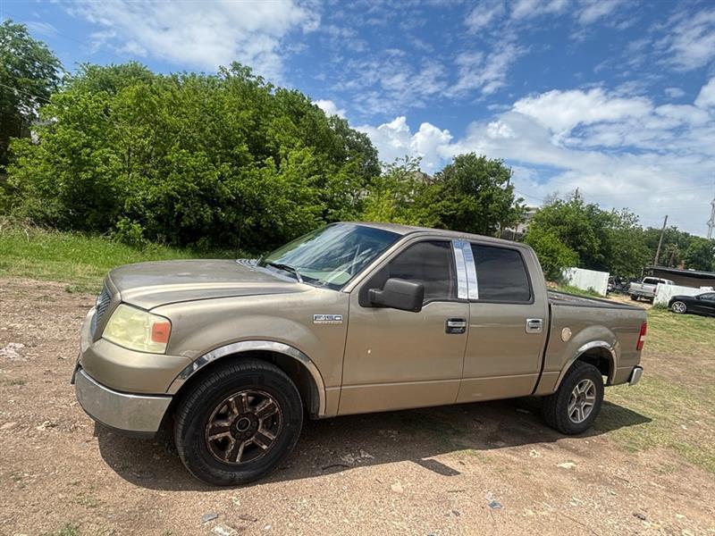 2004 Ford F-150 XLT SuperCrew 2WD