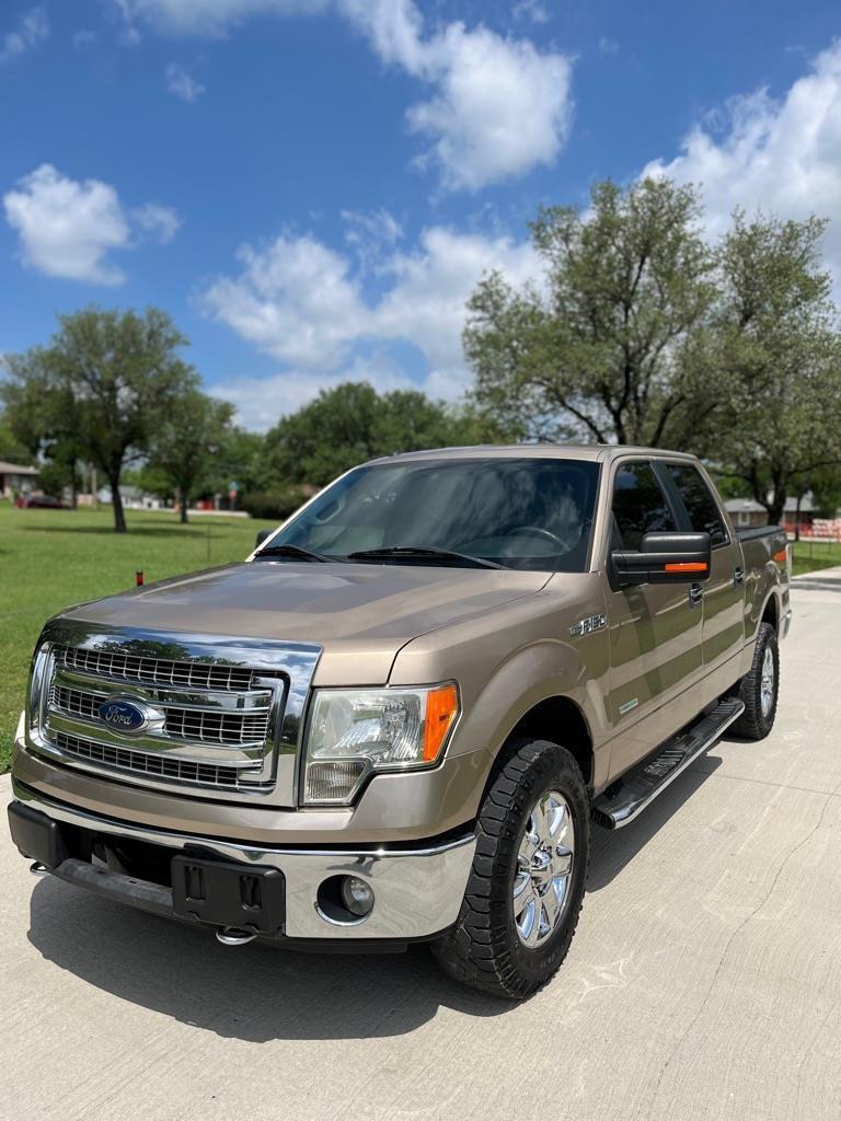 2013 Ford F-150 XL SuperCrew 5.5-ft. Bed 4WD