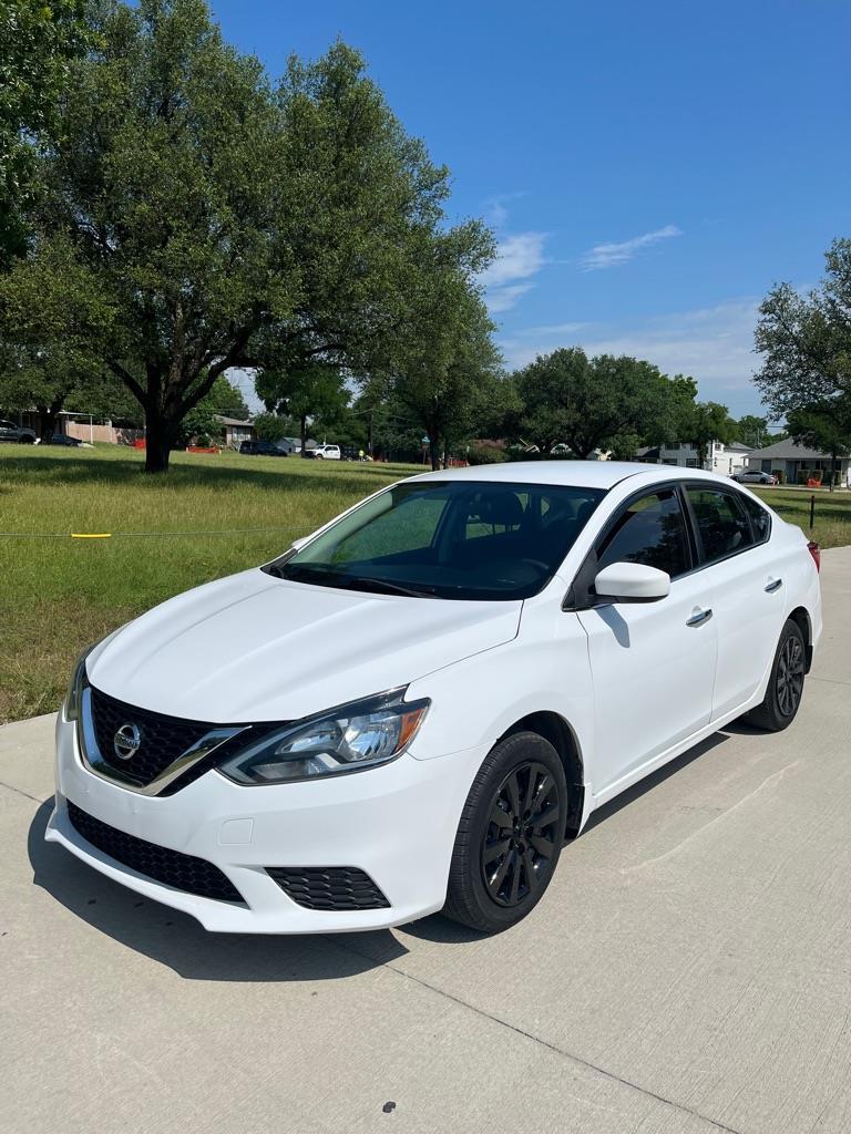 2017 Nissan Sentra SV CVT's photo