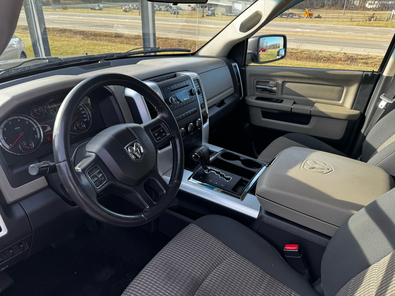 RAM 1500 SLT Crew Cab 4WD 2012