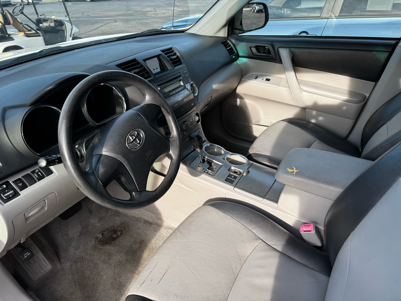 Toyota Highlander Base 2WD 2008