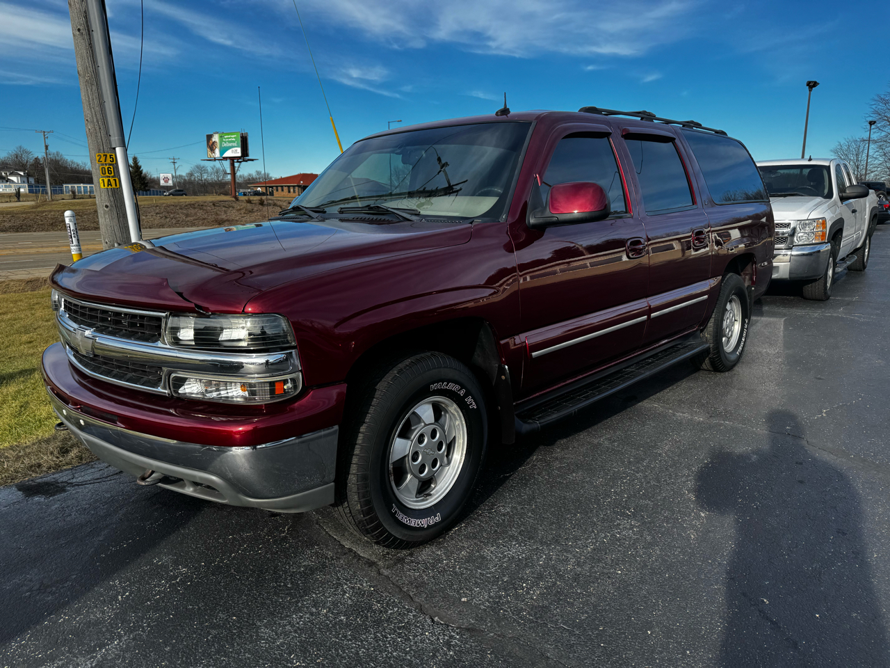 2002 Chevrolet Suburban LS's photo
