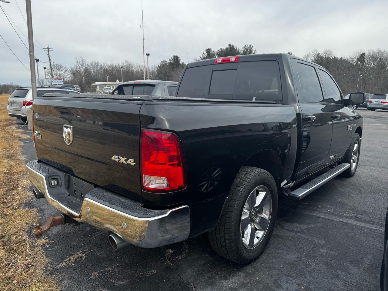 RAM 1500 SLT Crew Cab SWB 4WD 2014