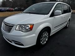 2016 Chrysler Town & Country 