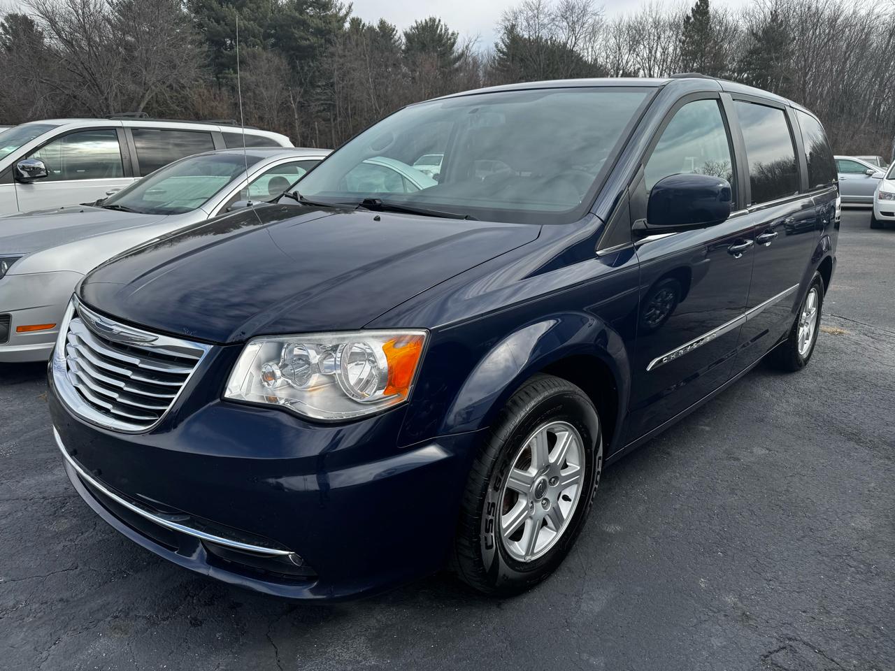 2012 Chrysler Town & Country Touring