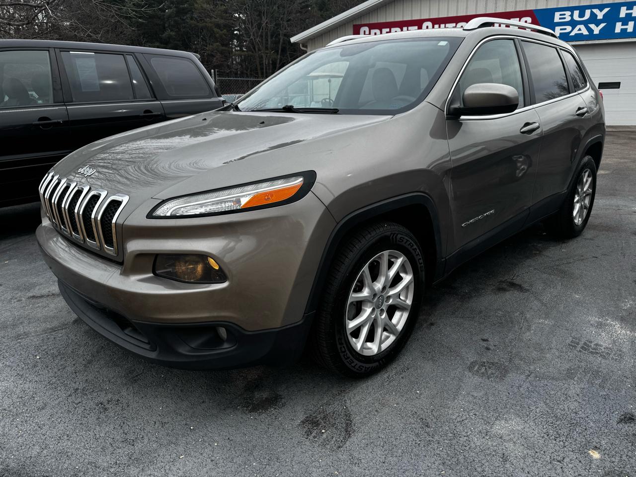 Jeep Cherokee Latitude FWD 2016