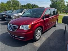 2015 Chrysler Town & Country 