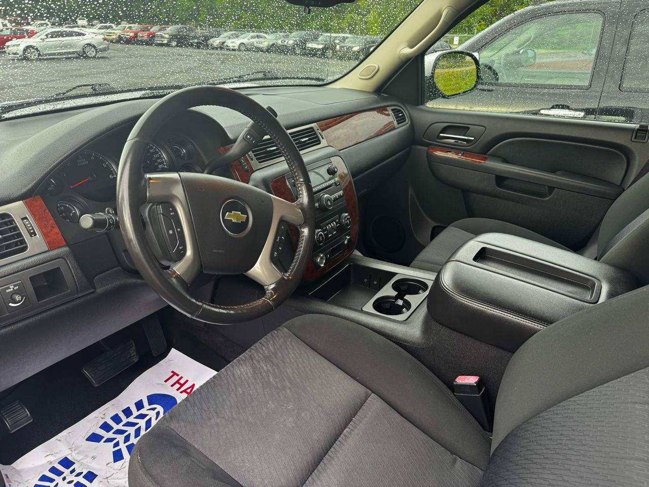 Chevrolet Avalanche LS 2WD 2011