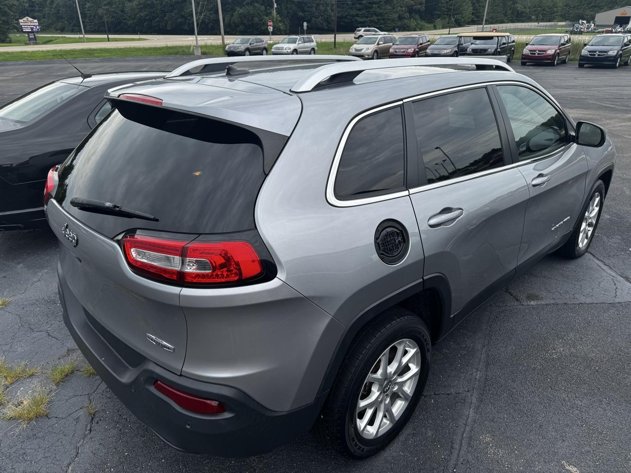 Jeep Cherokee Latitude FWD 2016