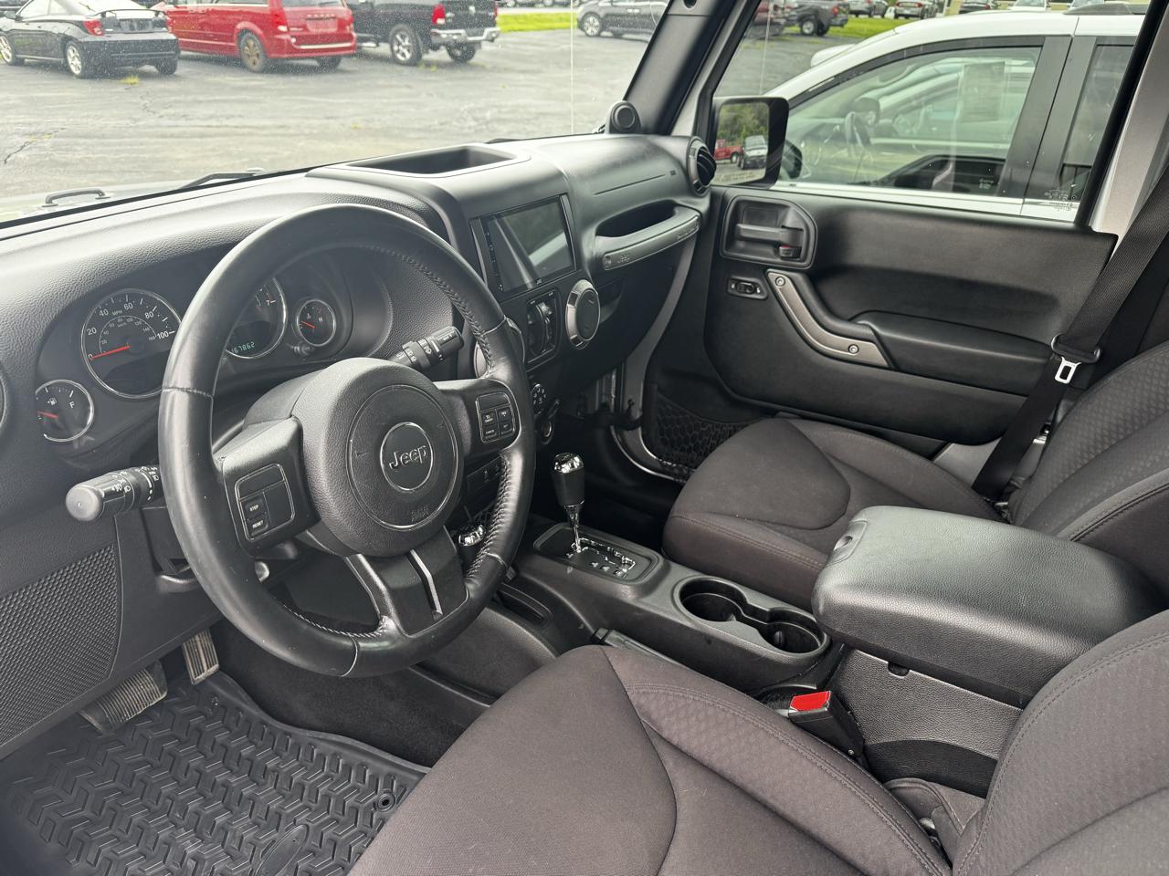 Jeep Wrangler Unlimited Sport 4WD 2013