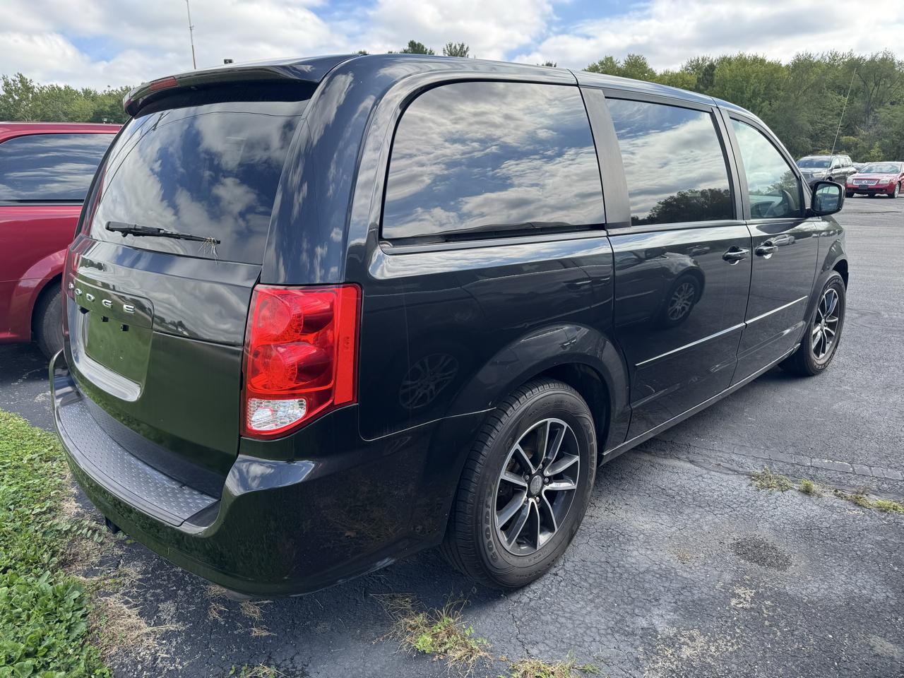 Dodge Grand Caravan SE 2016
