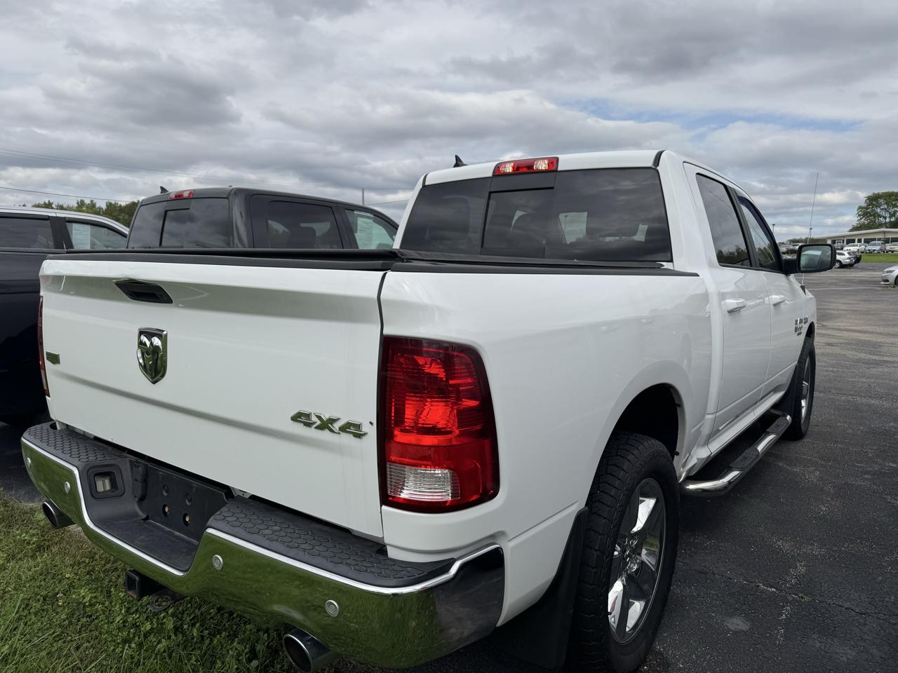 RAM 1500 Classic Tradesman Crew Cab SWB 4WD 2019
