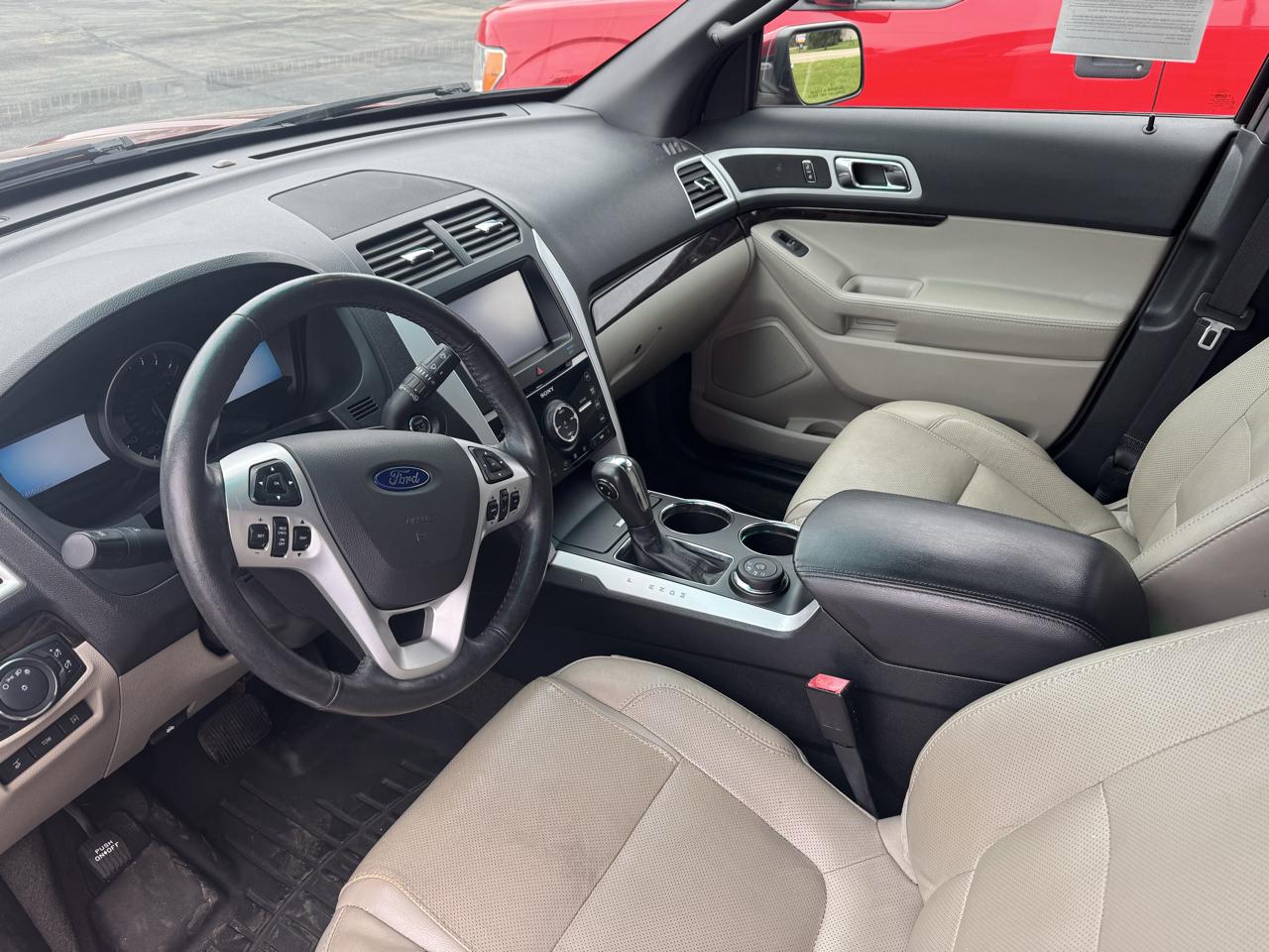 Ford Explorer Limited 4WD 2014