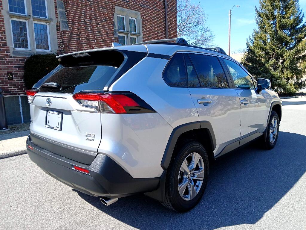 Toyota RAV4  2023