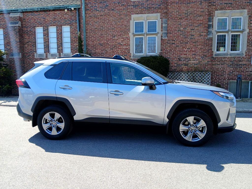 Toyota RAV4  2023