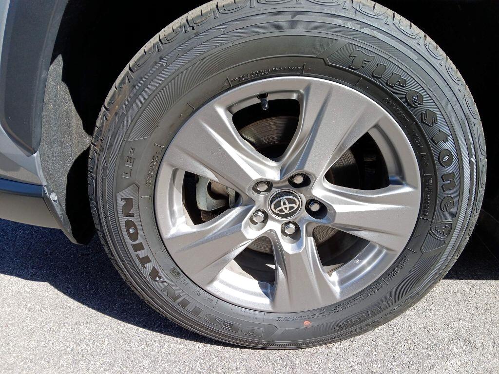 Toyota RAV4  2023