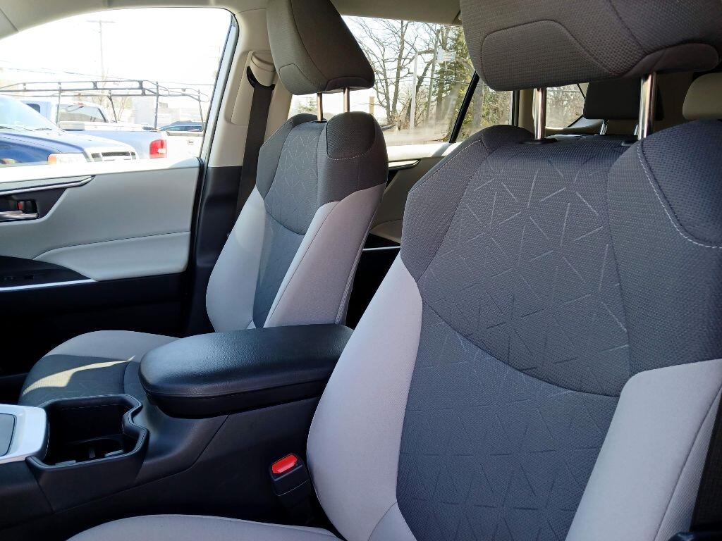 Toyota RAV4  2023