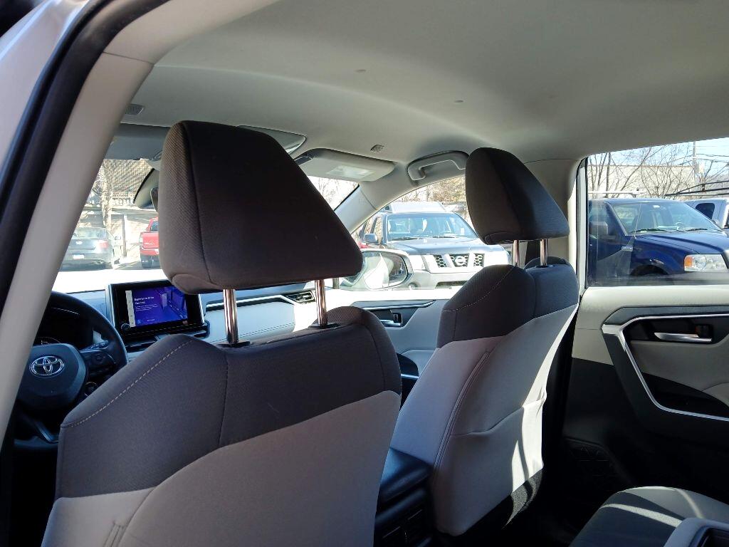 Toyota RAV4  2023