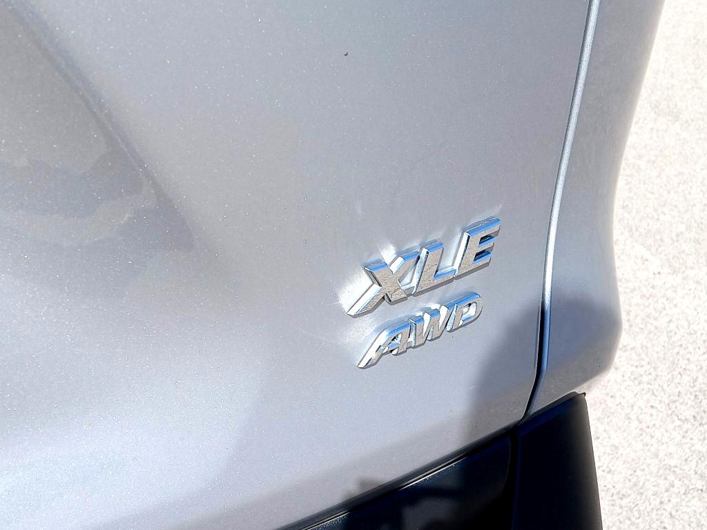 Toyota RAV4  2023
