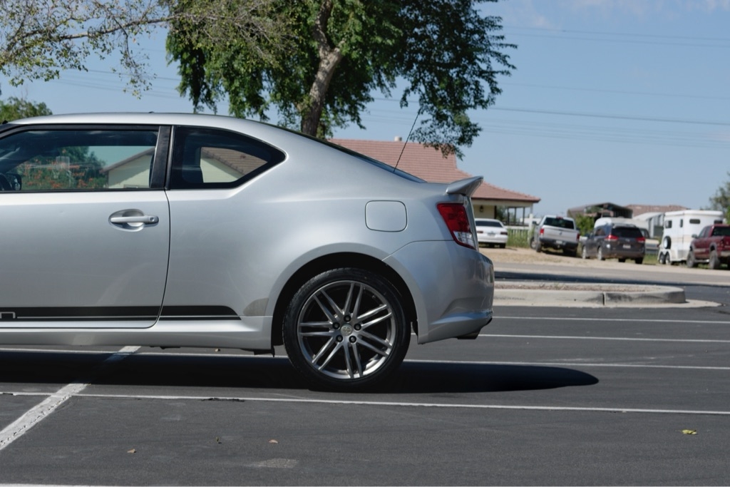 2012 Scion tC photo 4