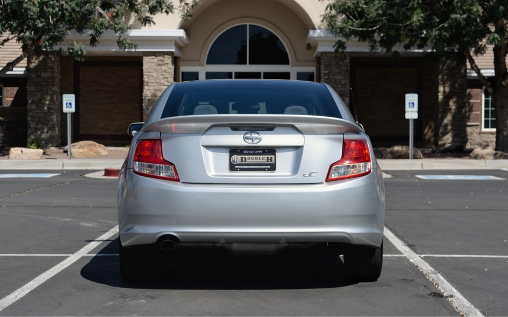 2012 Scion tC photo 12