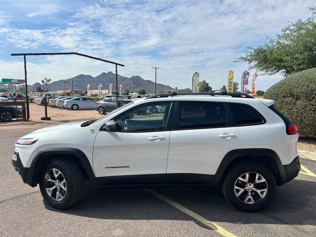 2015 Jeep Cherokee Trailhawk photo 2