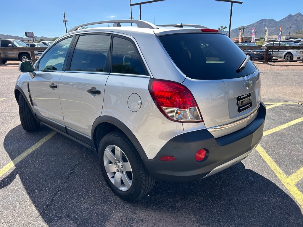 Chevrolet Captiva Sport LS 4D SUV FWD 2012