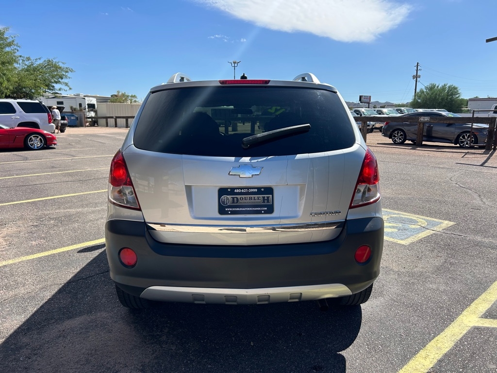 Chevrolet Captiva Sport LS 4D SUV FWD 2012