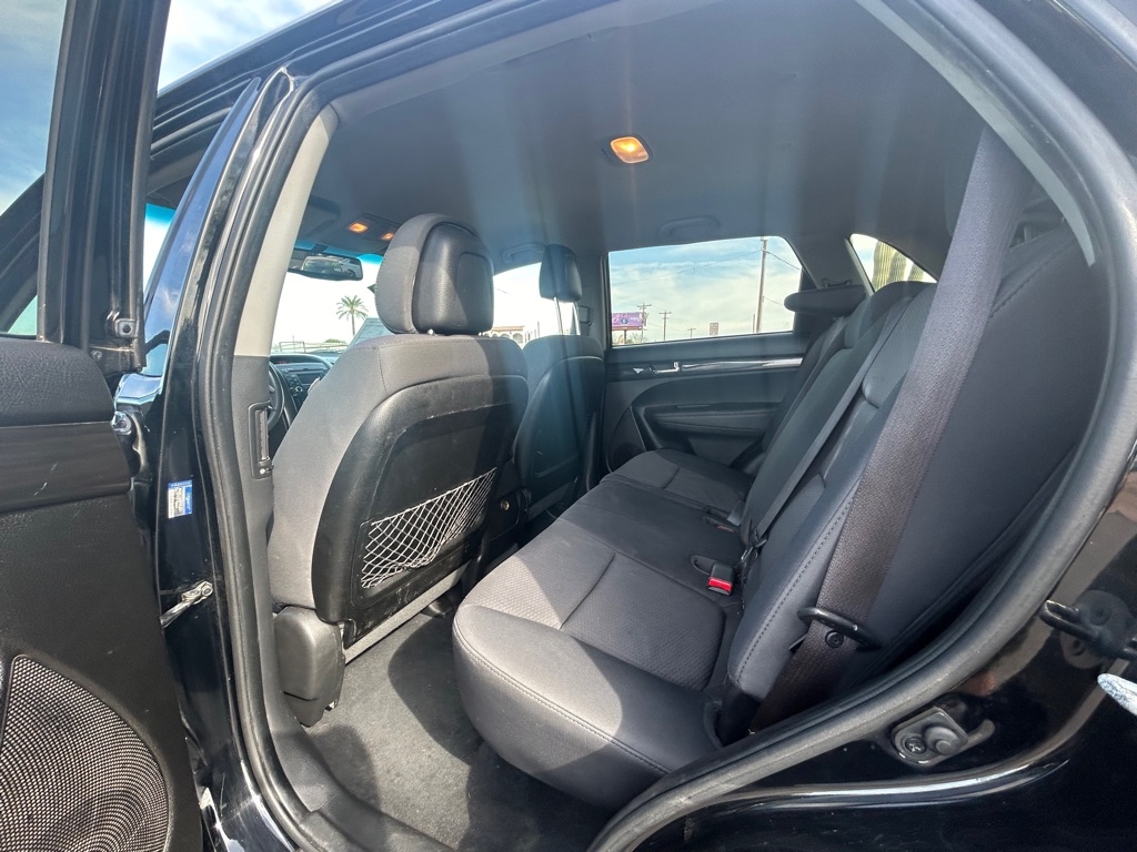 Kia Sorento LX 2012