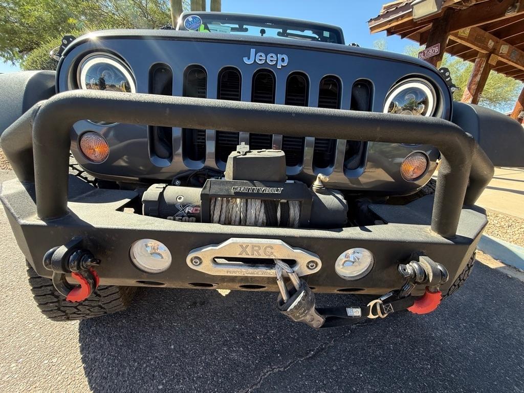 Jeep Wrangler photo 25