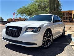 2018 Chrysler 300 