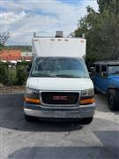 2004 GMC Savana  2004 GMC Savana
