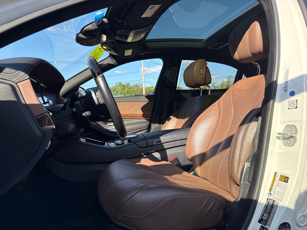 Mercedes-Benz S-Class S550 4MATIC 2015 Mercedes-Benz S-Class S550 4MATIC 2015