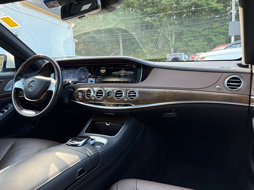 Mercedes-Benz S-Class S550 4MATIC 2015 Mercedes-Benz S-Class S550 4MATIC 2015