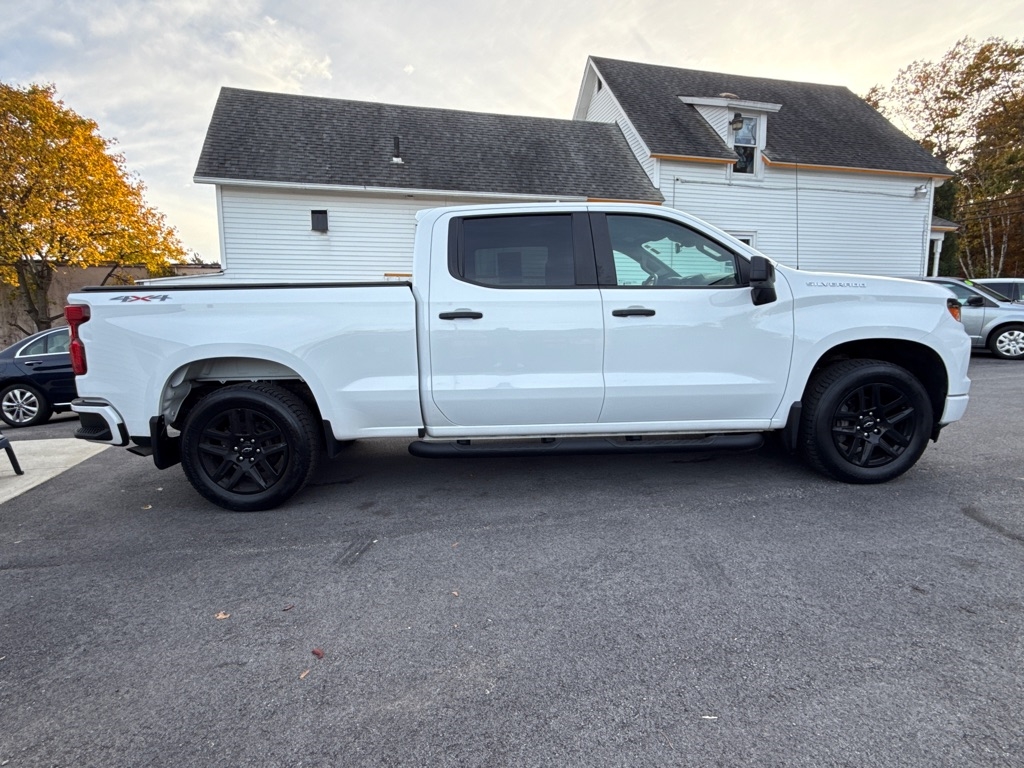 Chevrolet Silverado 1500 Custom Crew Cab 4WD 2023 Chevrolet Silverado 1500 Custom Crew Cab 4WD 2023