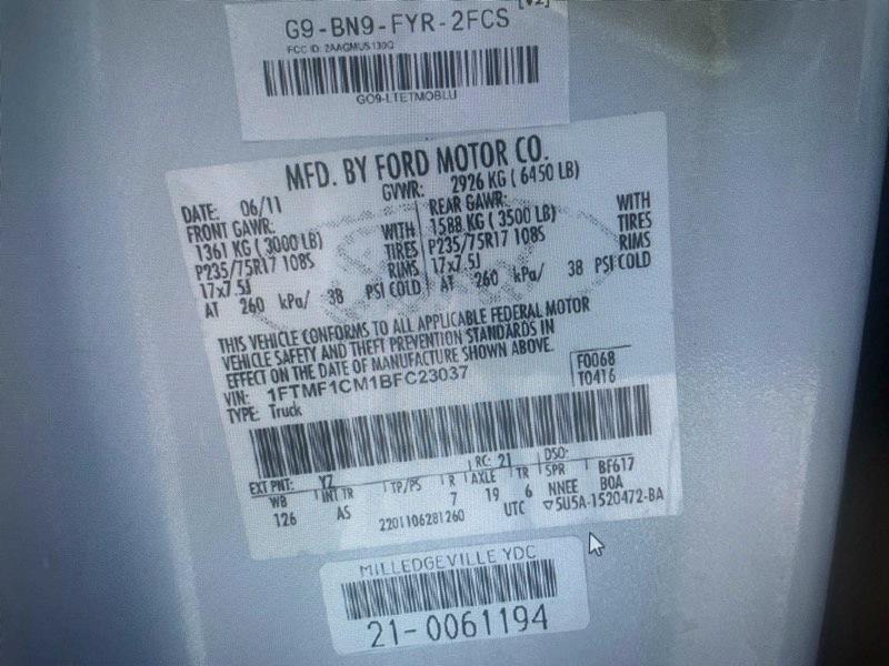 Ford F-150 2WD Reg Cab 122.5" XL 2011