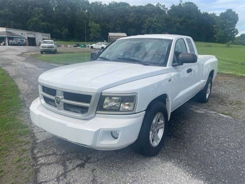 2011 RAM Dakota