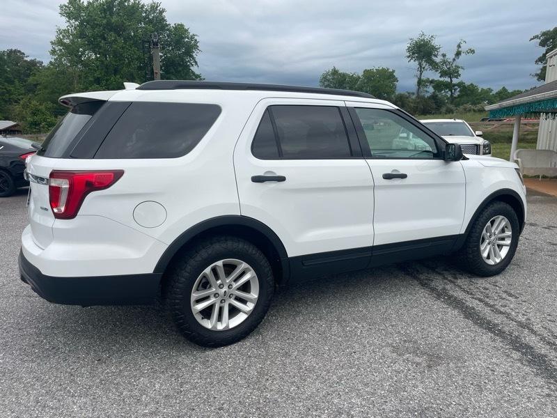 Ford Explorer Base 4WD 2016