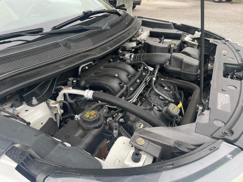 Ford Explorer Base 4WD 2016