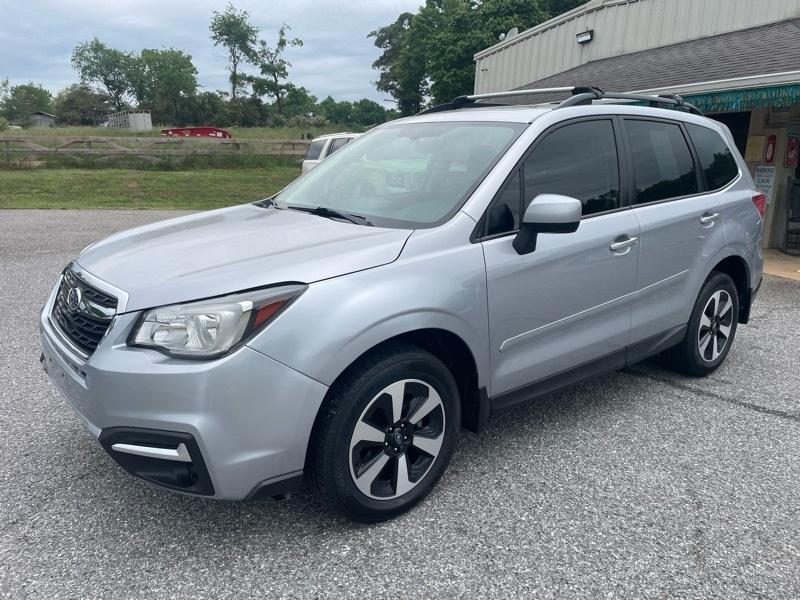 2017 Subaru Forester 2.5i Premium CVT's photo
