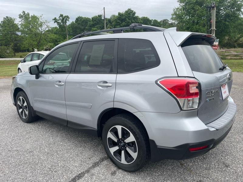 Subaru Forester 2.5i Premium PZEV CVT 2017